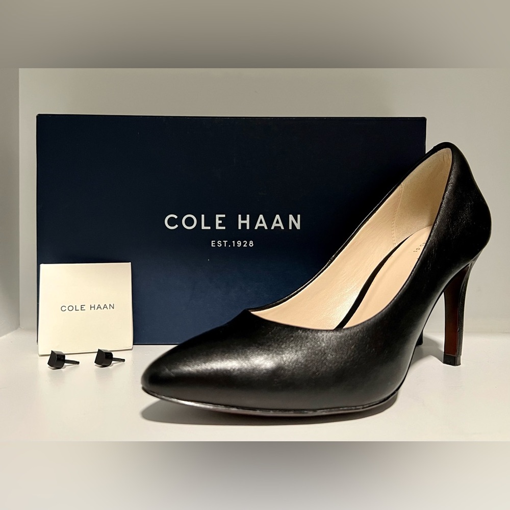 Cole Haan Amela Grand Pump 85MM in Black Leather; Size 7M